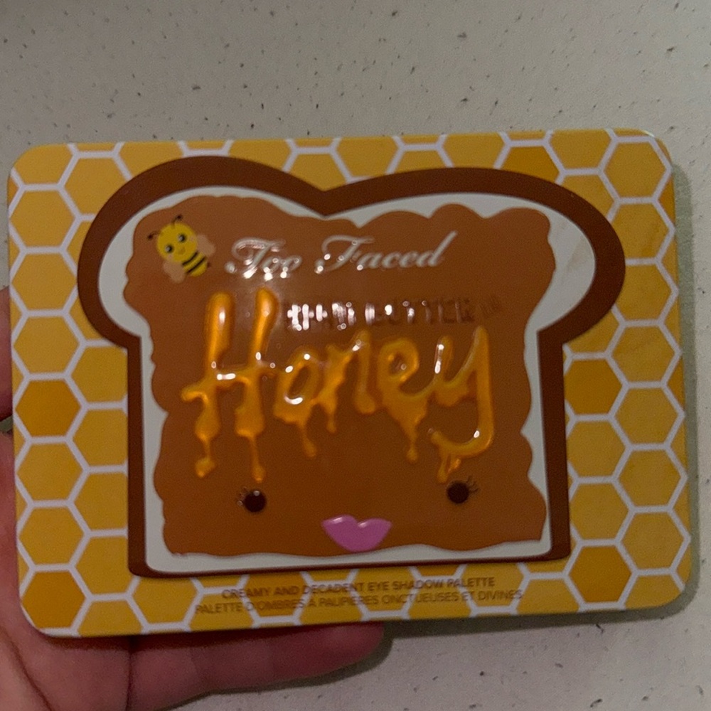 Too Faced Peanut Butter and Honey palette